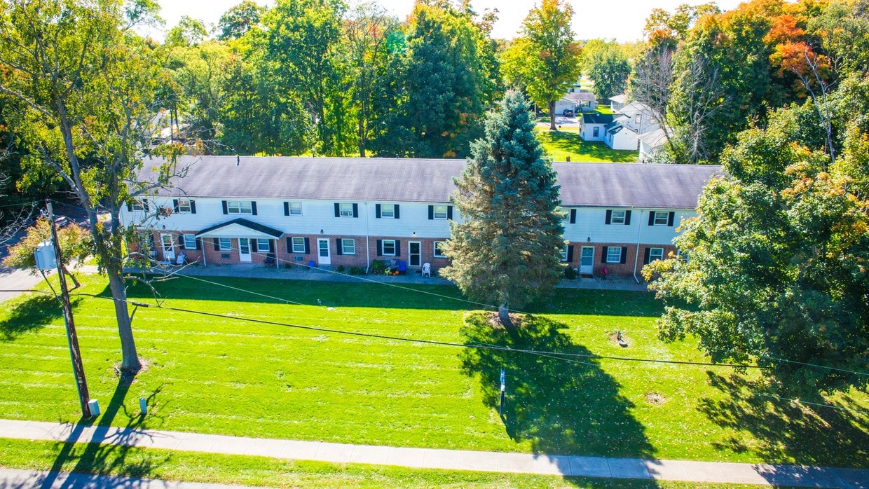 550 E Cass St Unit b9, Schoolcraft, MI 49087 Room for Rent in