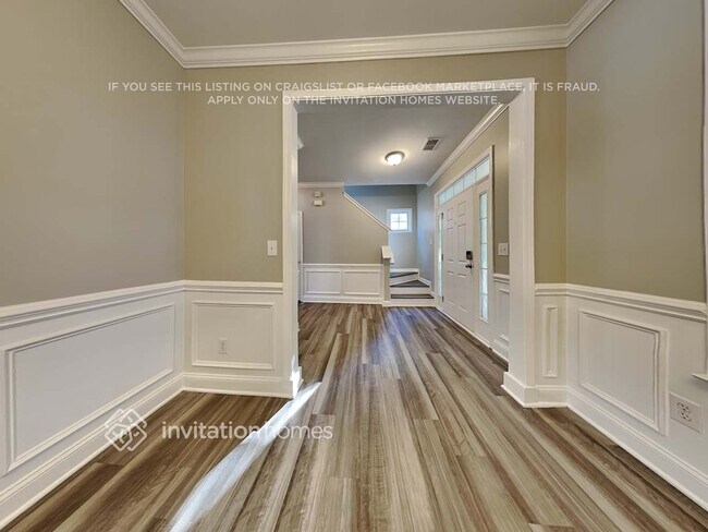 Foto del edificio - 7431 Alluvial Dr