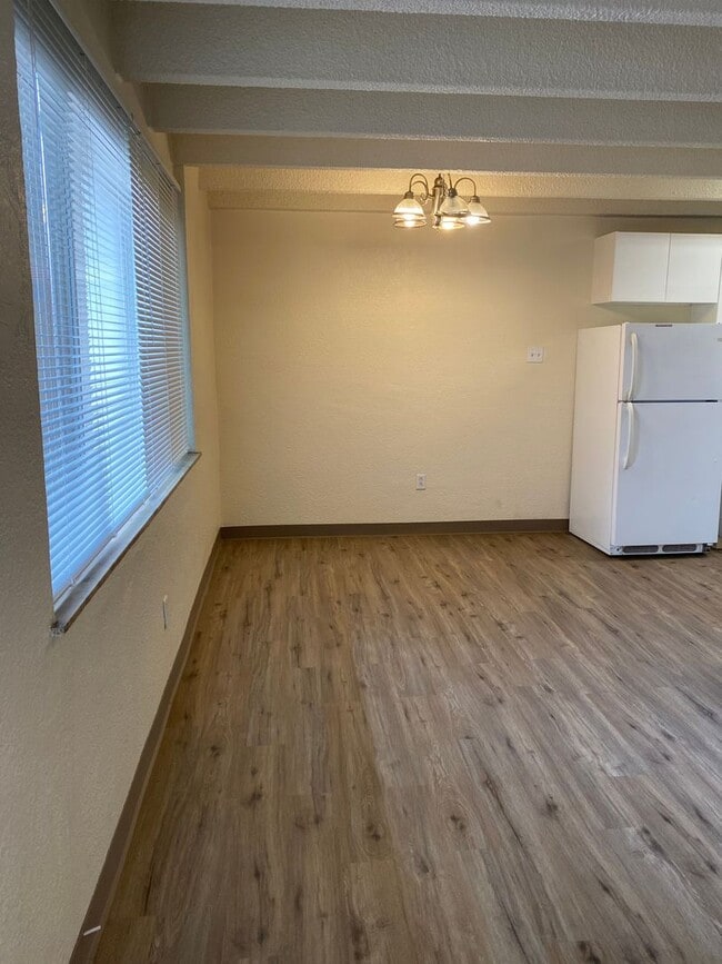 Interior Photo - Lanai Apartments