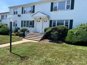 Building Photo - 49 A Garfield Park Building Photo - 49 A Garfield Park