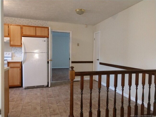 Building Photo - 7305 Avila Dr