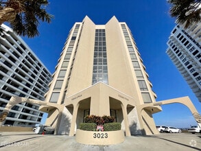 Building Photo - 3023 S Atlantic Ave