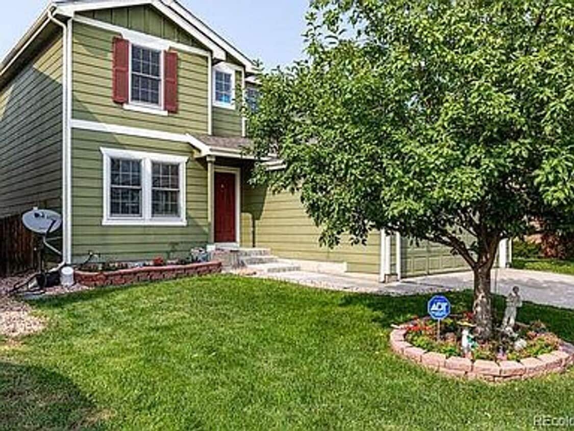 Primary Photo - Super Beautiful Englewood 3 Bedroom Home A...