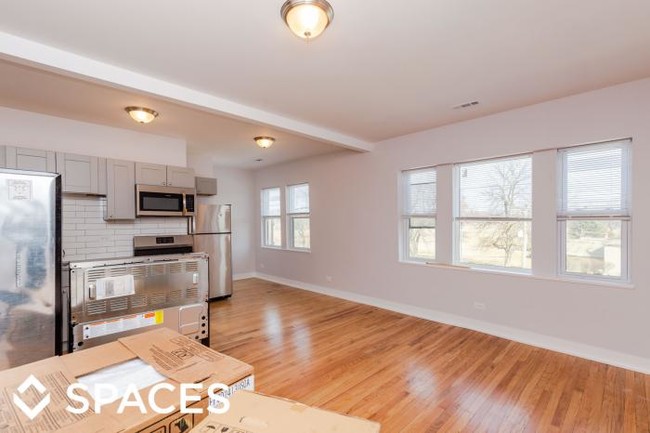 Foto del edificio - 1 bedroom in Chicago IL 60659