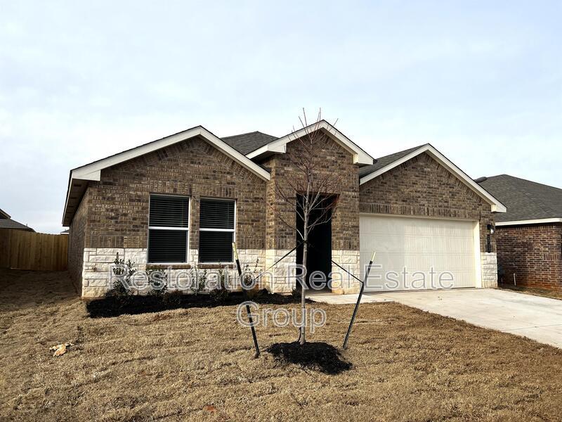 Photo - 2717 Dennis Drive