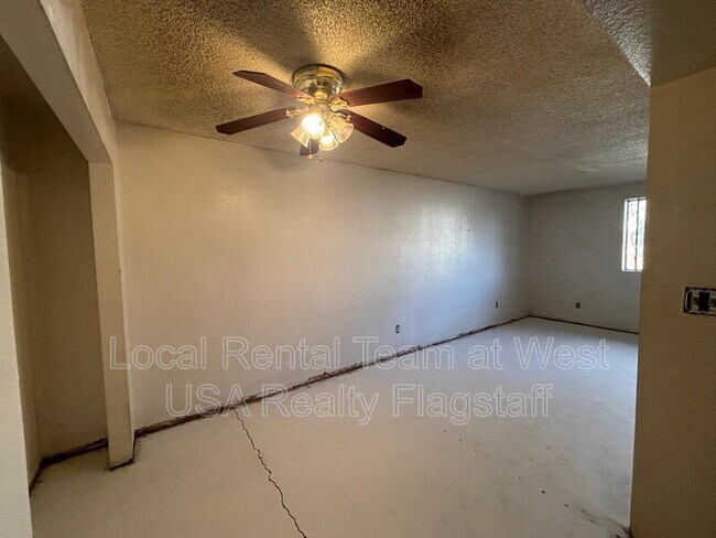 Foto del edificio - 4513 E Hollygreen Rd