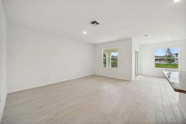 Building Photo - 5008 Armina Pl