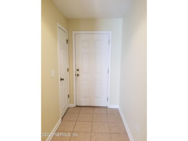 Foto del edificio - 3/2.5 Townhouse on the Southside