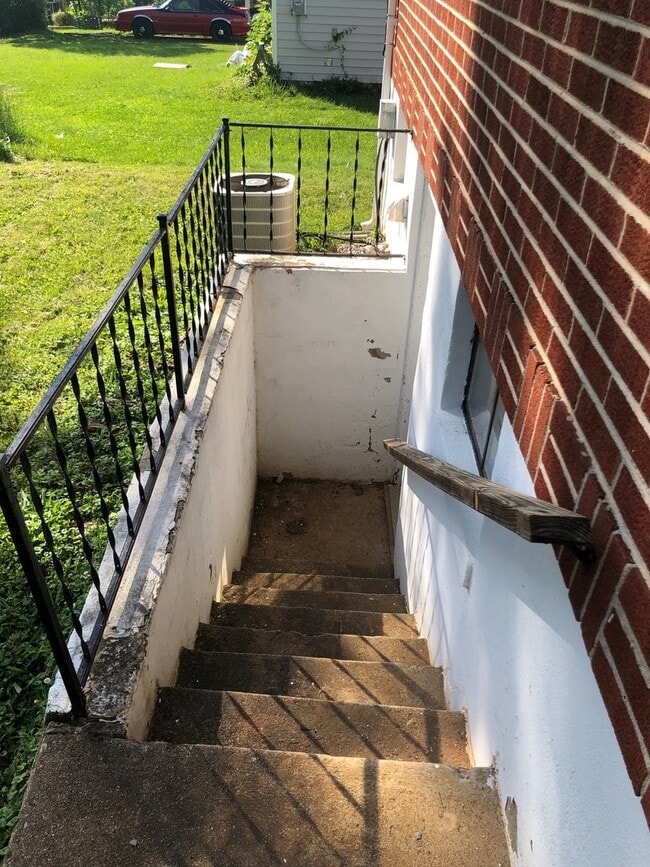 Photo - Brick Ranch with fresh paint! Carport! Located right at Fort Ave and Wards Rd House