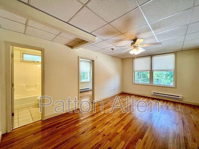 Building Photo - 43 Ravenscroft Dr