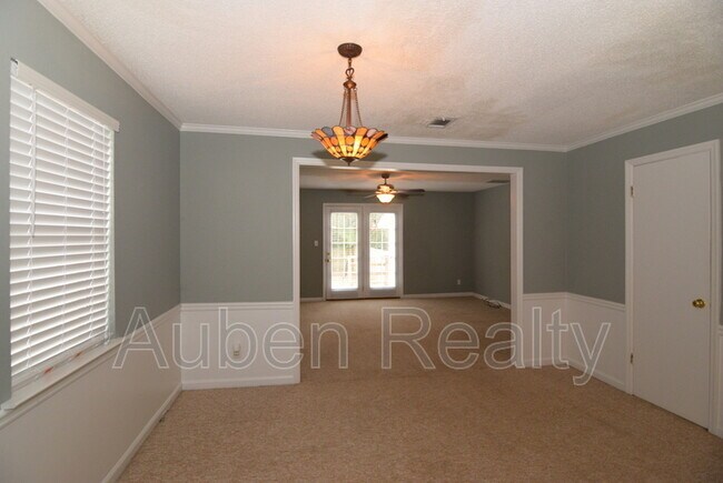 Building Photo - 2448 Riverlook Dr
