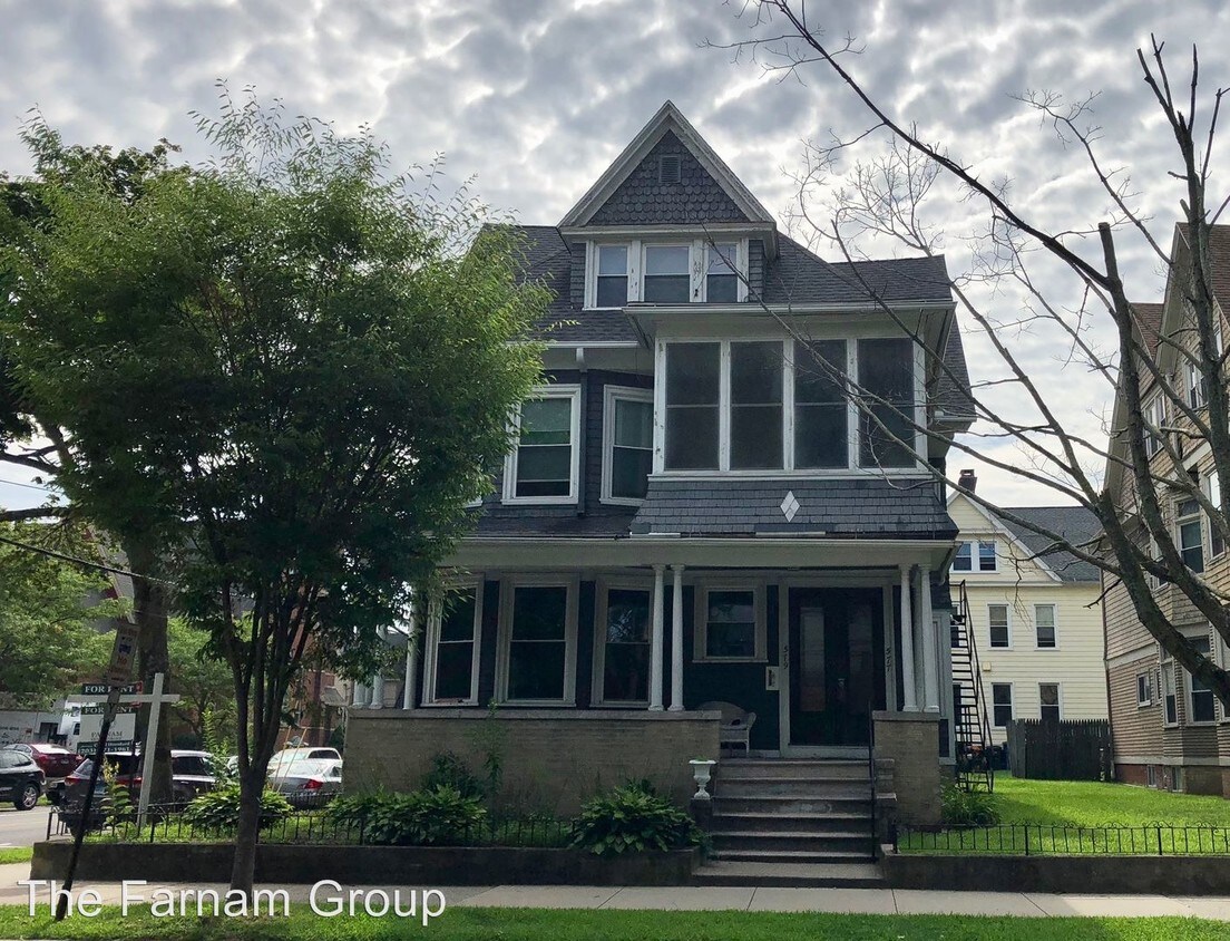 Primary Photo - 577-579 Orange St