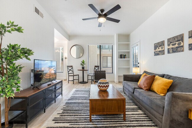 Foto del edificio - 15608 N 71st St