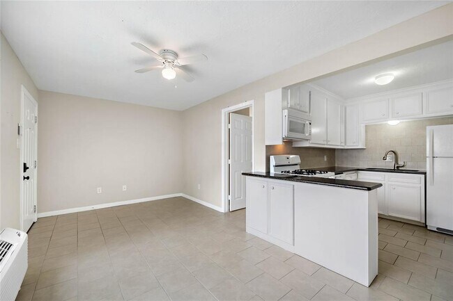 Foto del edificio - 230 W 27th St