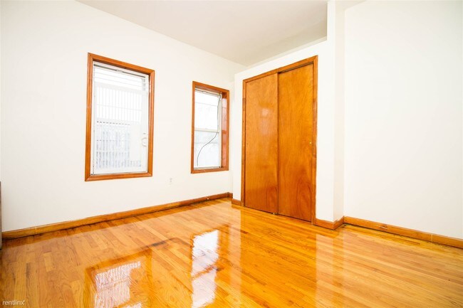 Building Photo - 3 br, 1 bath  - 237 Himrod St