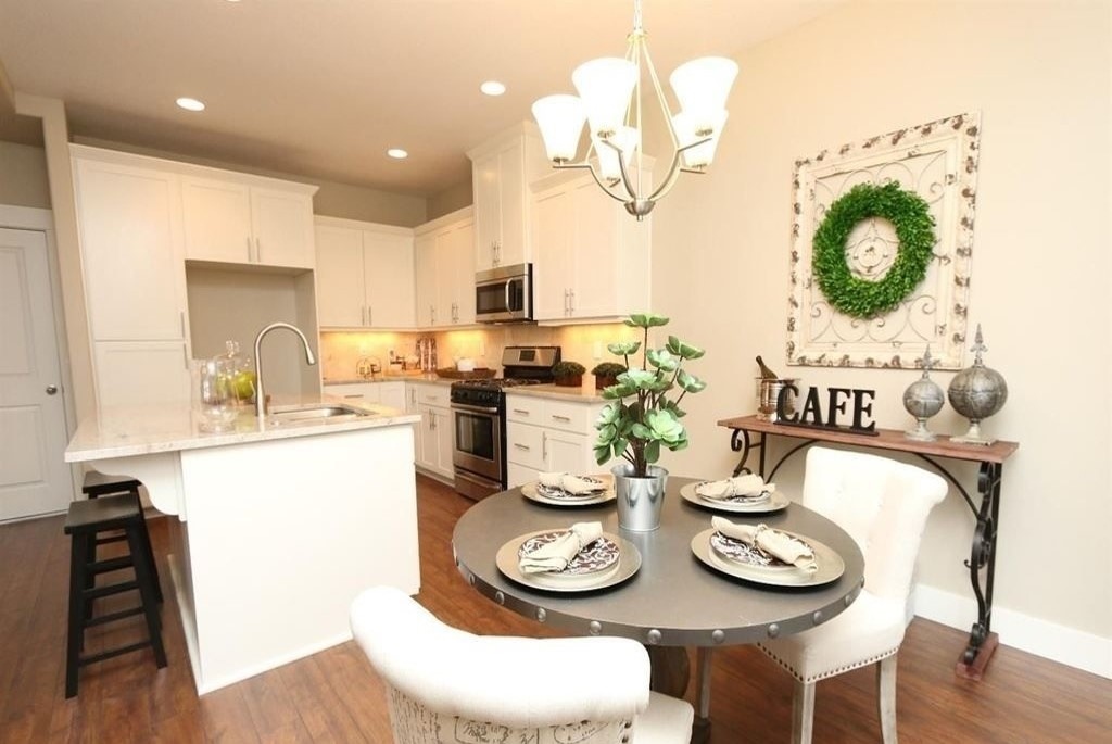 State-of-the-Art Kitchen - Reed Market Townhomes