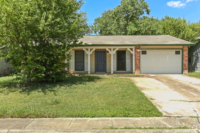 Building Photo - 121 Meadow Hill