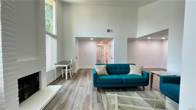 Building Photo - 2061 W Redlands Blvd