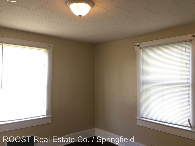 Building Photo - 3 br, 1 bath House - 2220 Beatrice St