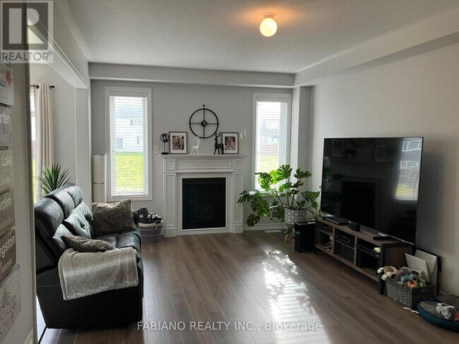 Photo du bâtiment - 175 Brownley Ln.