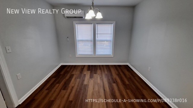 Building Photo - 510 Uwharrie St