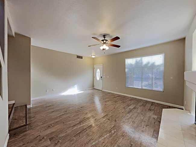 Building Photo - 8320 Fawn Meadow Ave