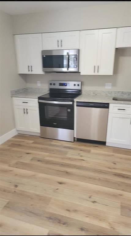 Building Photo - 2831 Fifer Dr