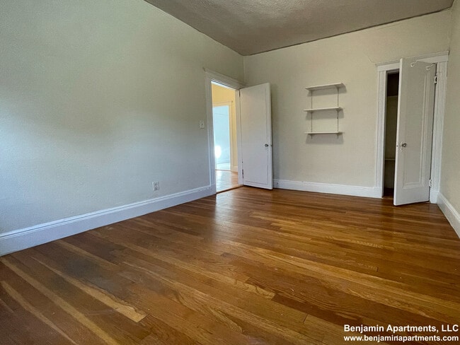 Foto del edificio - 1800 Commonwealth Ave