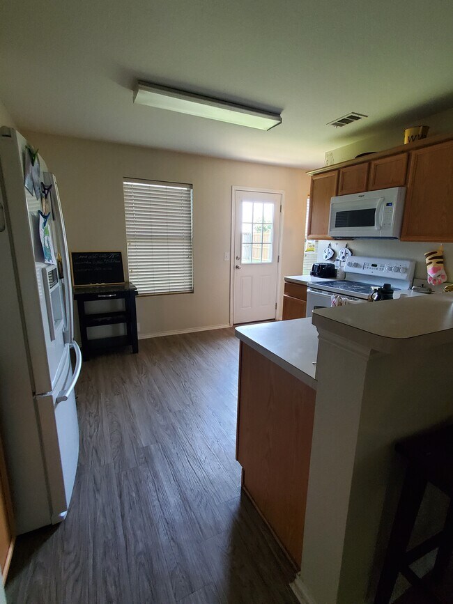 Cocina - 3609 Sonoma Dr