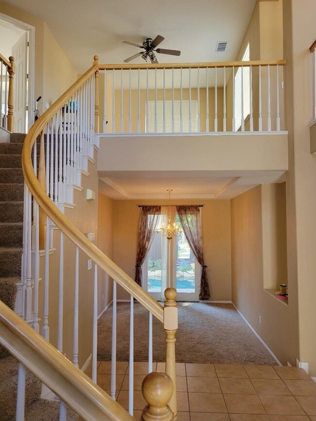 Building Photo - 1594 Dawnview Dr