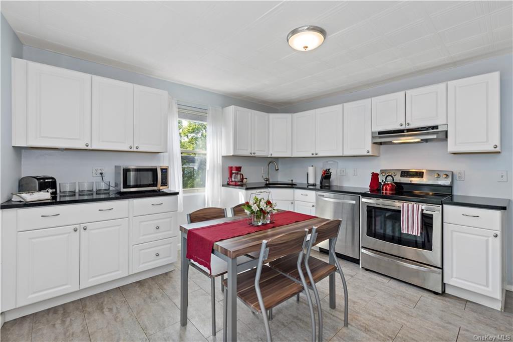 24 Rock St Unit 3  