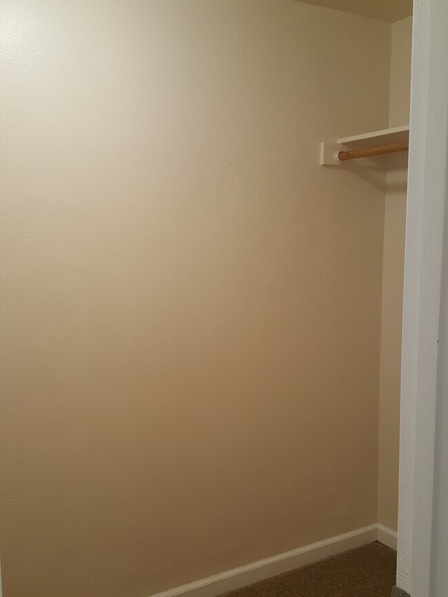 Closet - 241 5th St