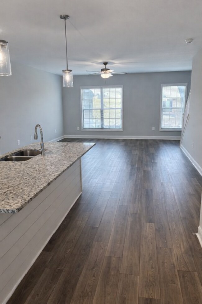 Foto del edificio - 2824 Yorkshire Moors Wy