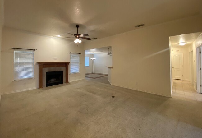 Building Photo - 6009 Lolly Loop