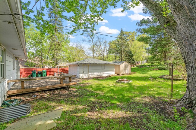 Foto del edificio - 4409 W 89th St