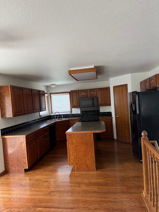 Foto del edificio - 3011 Ivy Dr