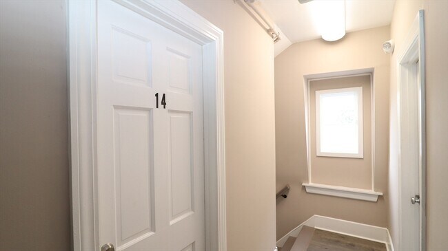 Building Photo - 44 South St