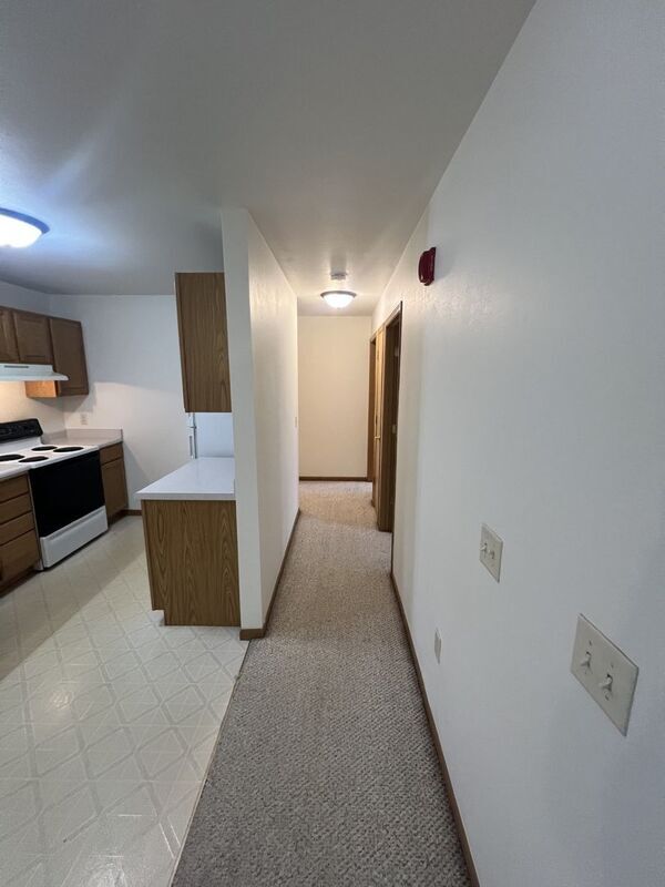 Foto del edificio - 610 Creek Rd