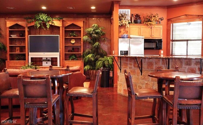 Foto del edificio - 8600 N FM 620