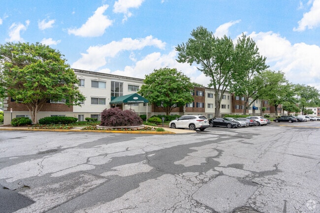 Building Photo - Flats of Forestville