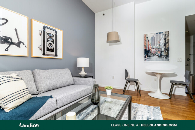 Foto del edificio - 635 W 42nd St