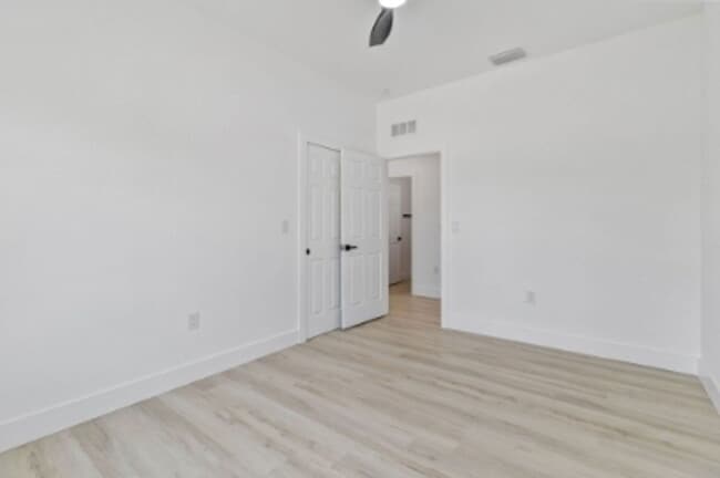 Building Photo - 8251 Dimstead St