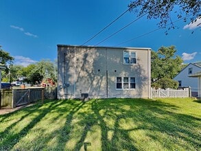 Building Photo - 7930 Long Ave