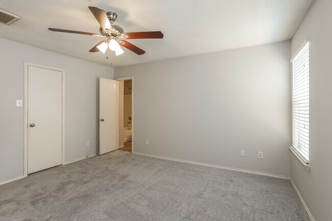 Foto del edificio - 19830 Bettencourt Ln