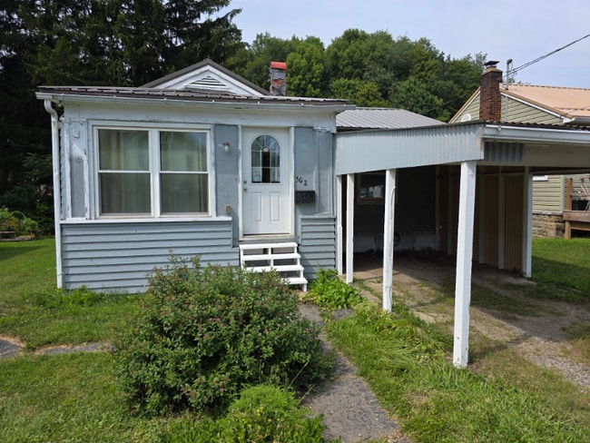 Building Photo - 502 Graffius Ave