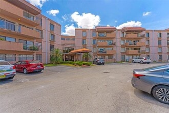 Building Photo - 5800 SW 127th Ave