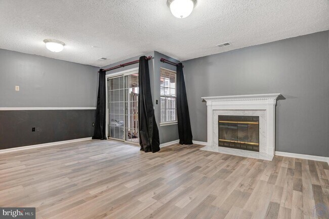 Building Photo - 2543 Selkirk Ct