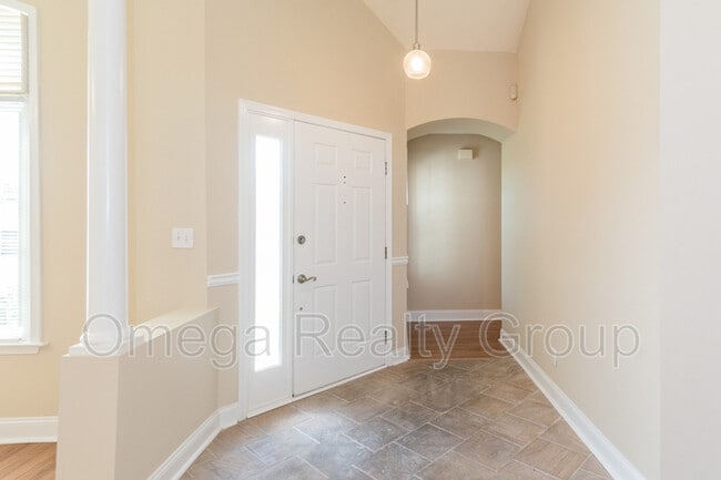 Building Photo - 2626 Queens Hollow Ct