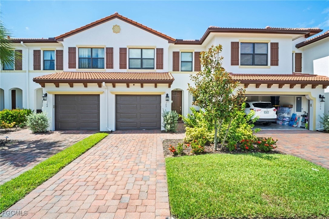 Primary Photo - 15851 Portofino Springs Blvd