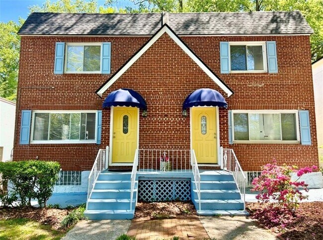 Foto del edificio - 1179 Lynmoor Dr NE